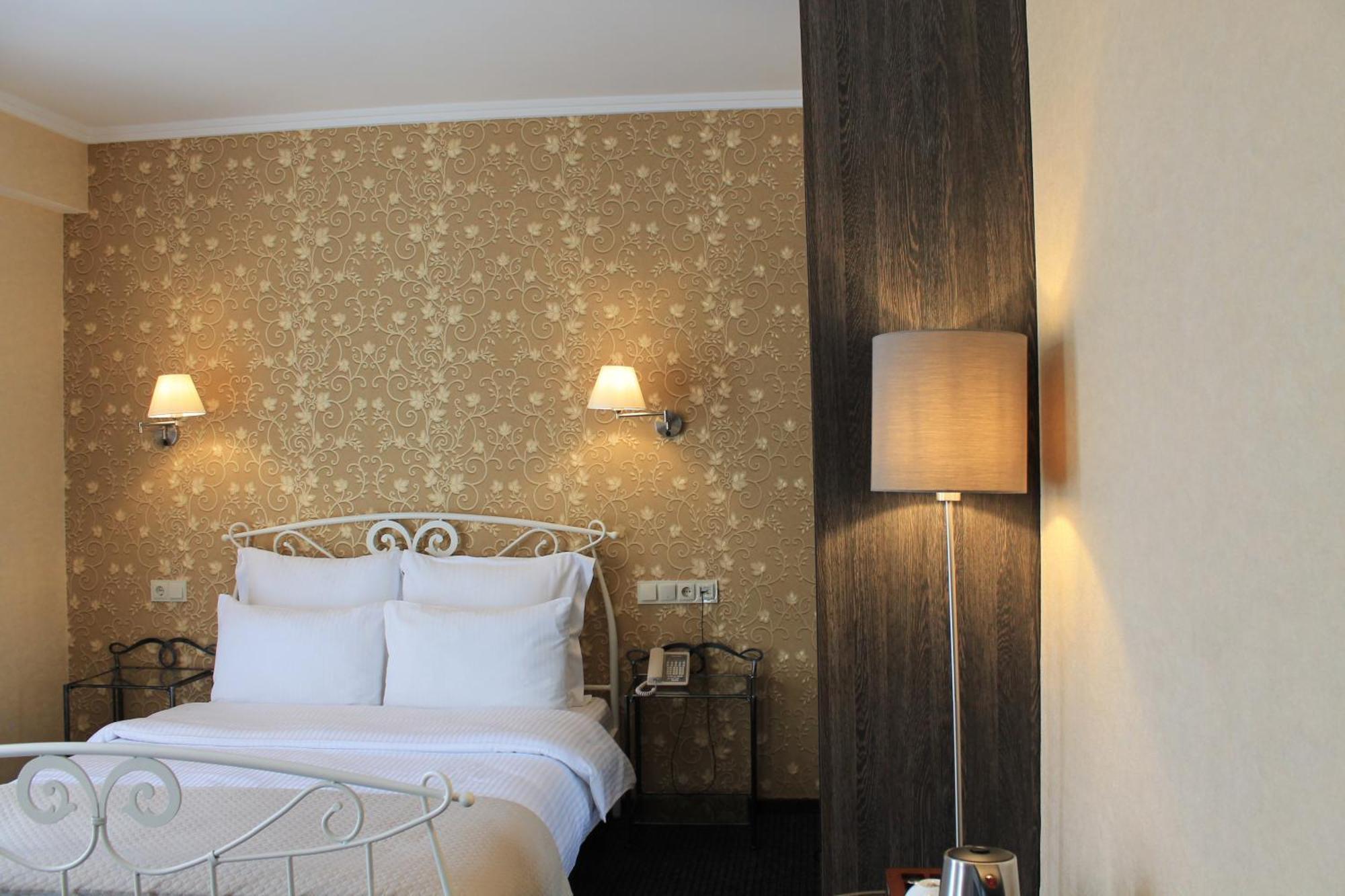 Redline Hotel Tbiliszi Kültér fotó