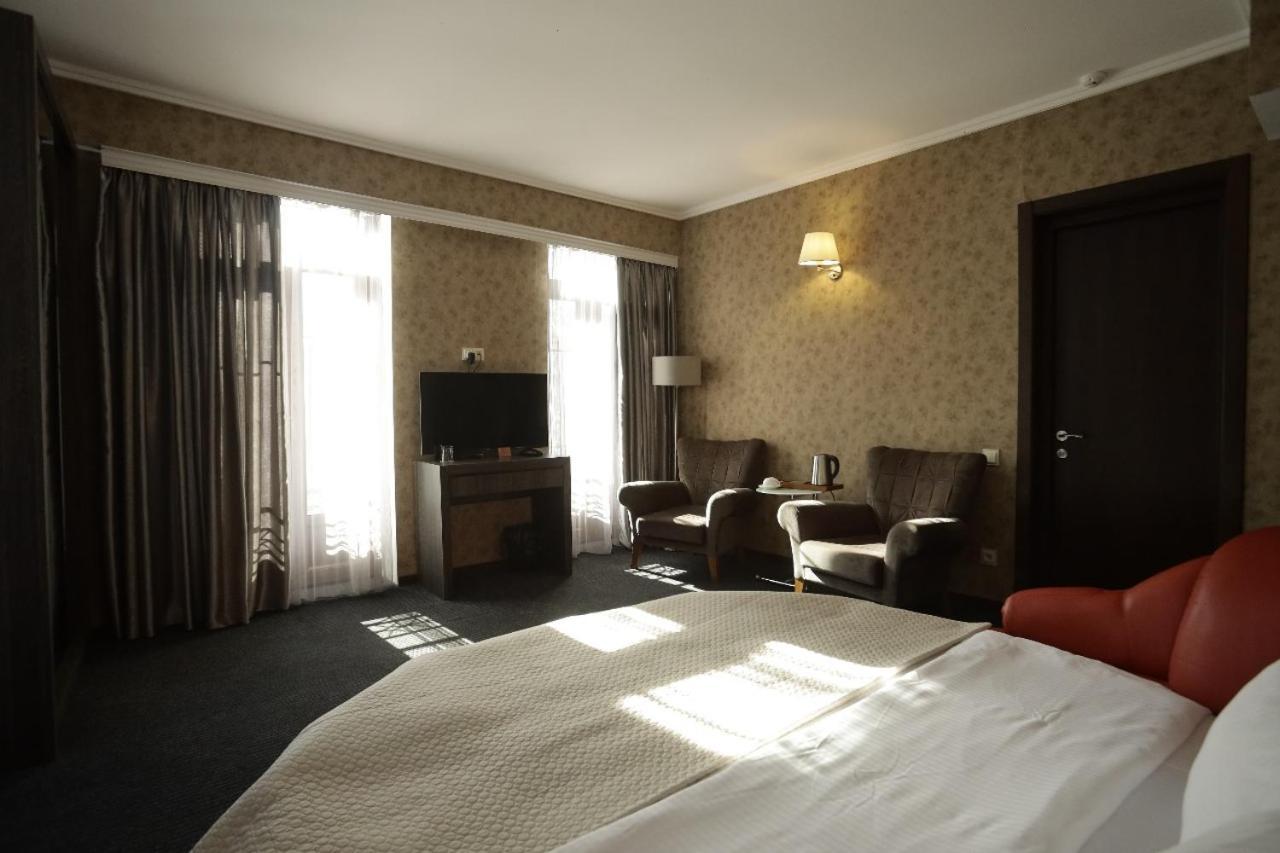 Redline Hotel Tbiliszi Kültér fotó