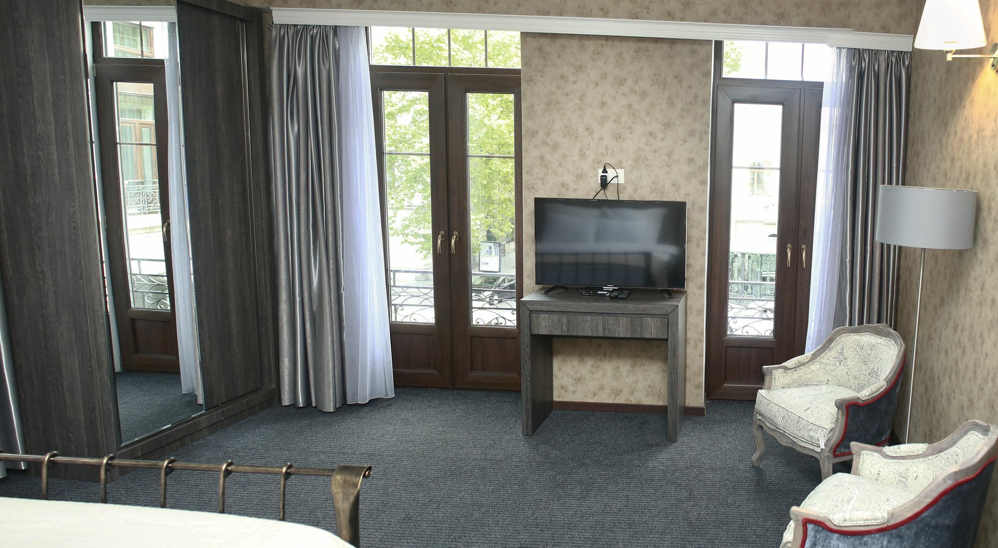 Redline Hotel Tbiliszi Kültér fotó